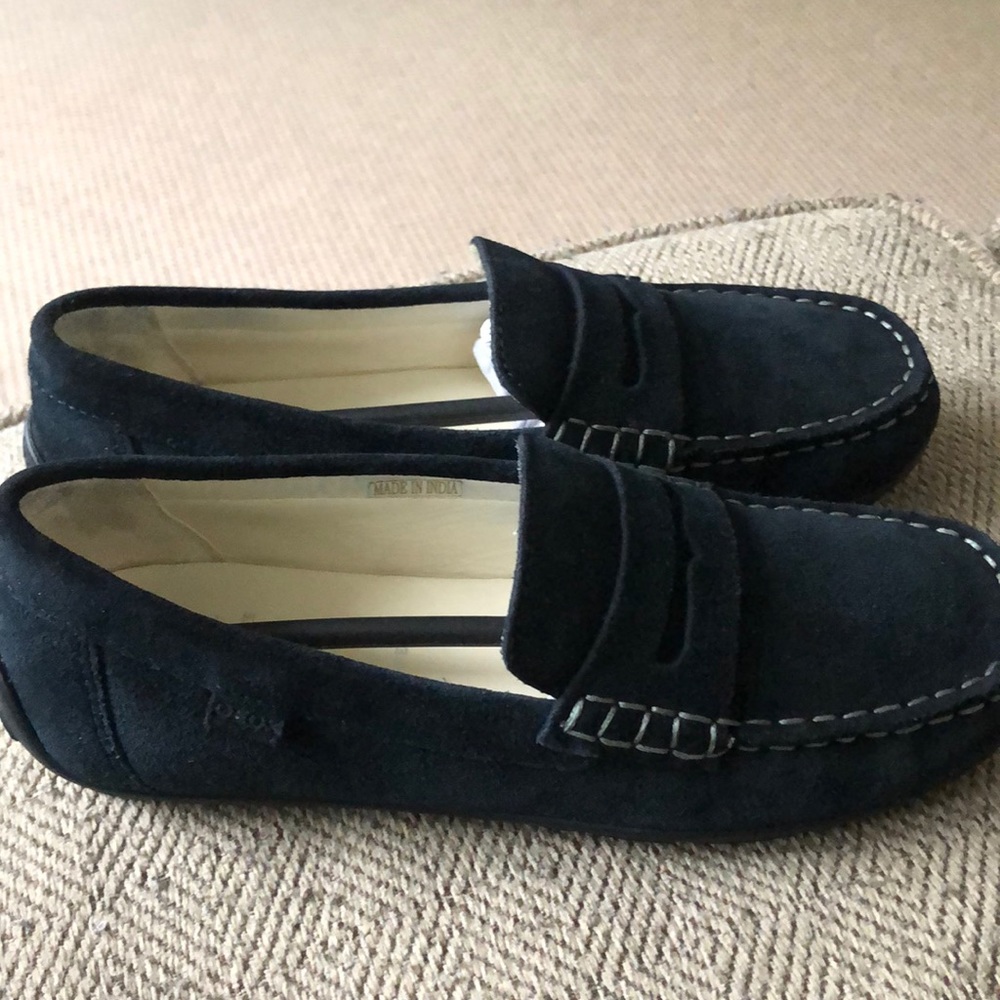 Excellent condition- Geox Suede Navy Boys Shoes - Picture 2 of 3